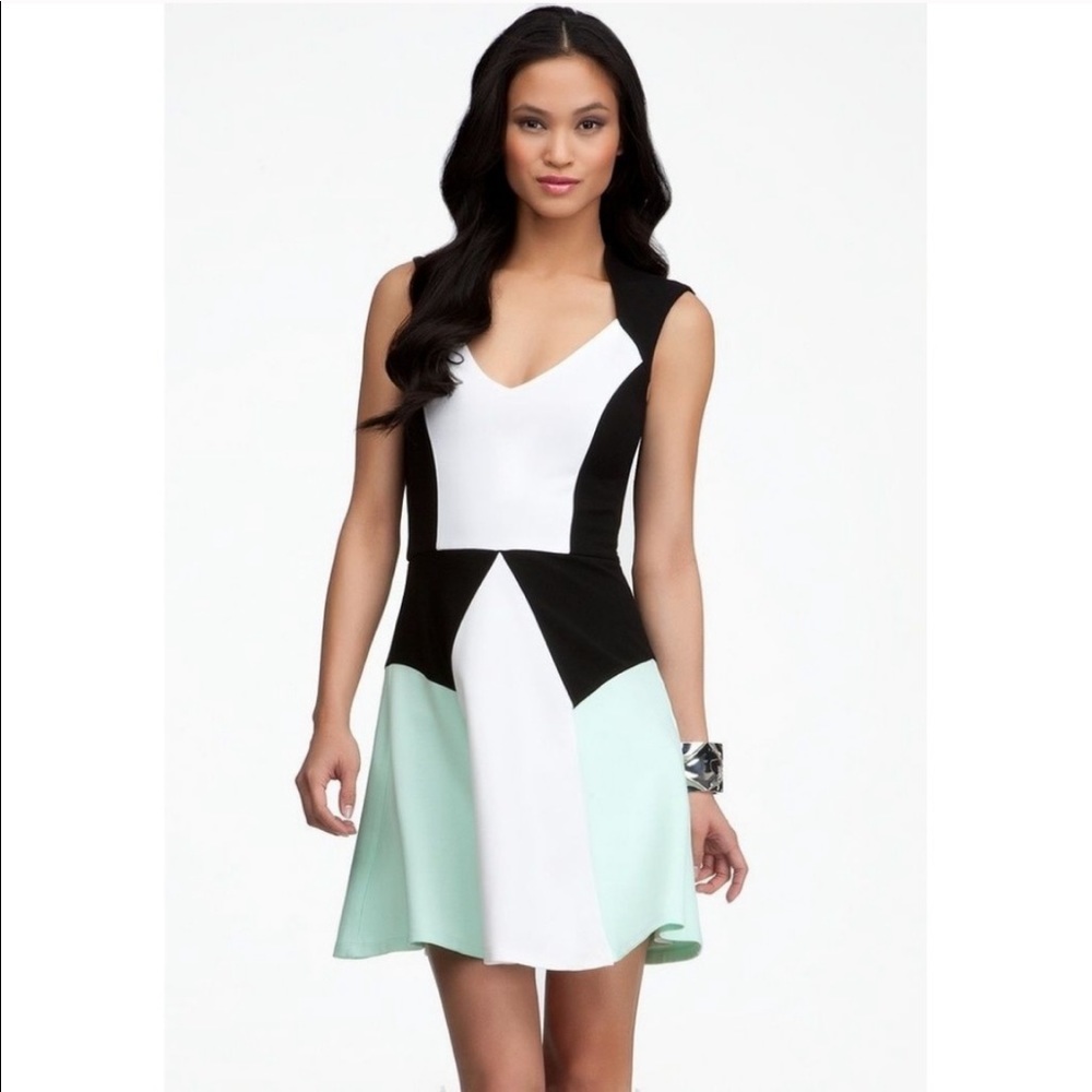 CLOSEOUT ❗️ BeBe Fit and Flair Dress